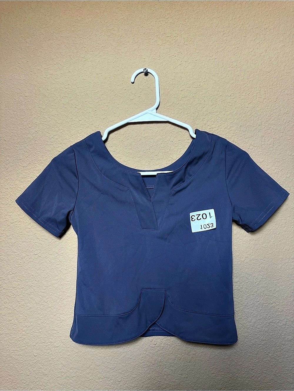 Brand new without tag Cropped Nulu Twist-Hem Short-Sleeve Shirt Blue size s